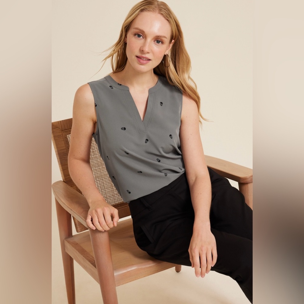 Atwood Sleeveless Blouse Skull Pattern